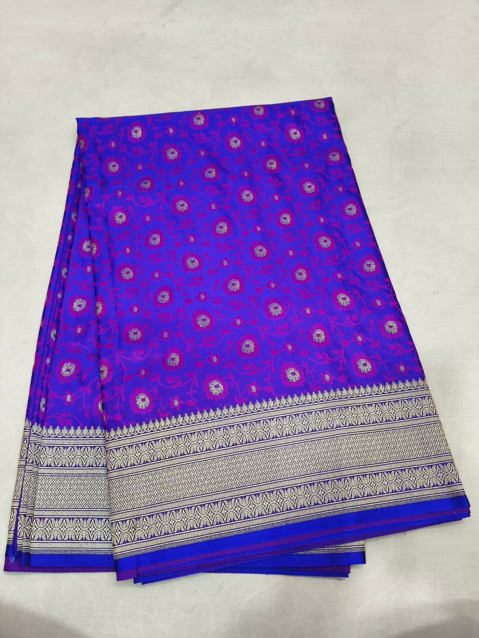 Jamawar Mashroo Resham Weaving Tanchoi Saree
