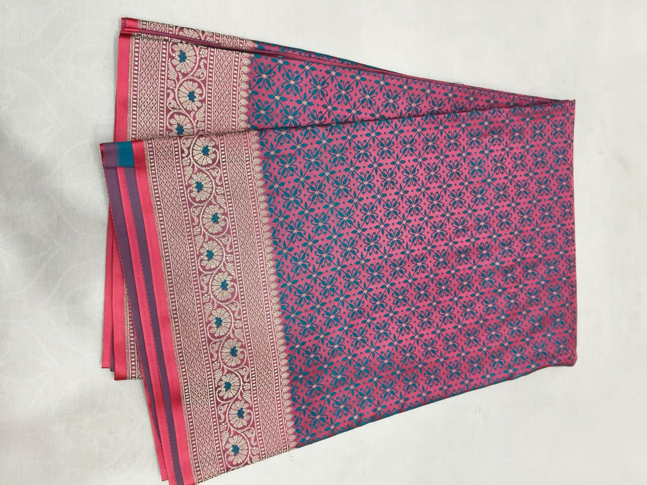 Jamawar Mashroo Resham Weaving Tanchoi Saree