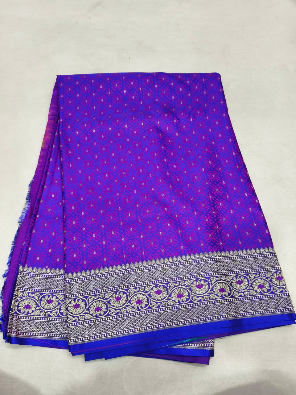 Jamawar Mashroo Resham Weaving Tanchoi Saree