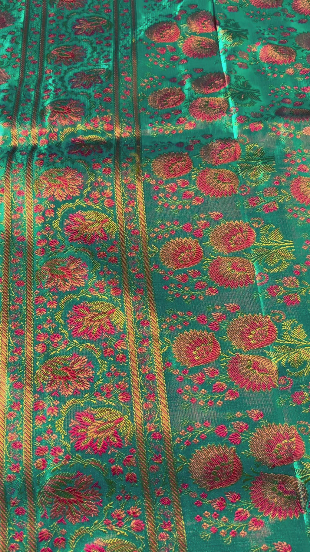 Pure Tanchoi Silk Saree